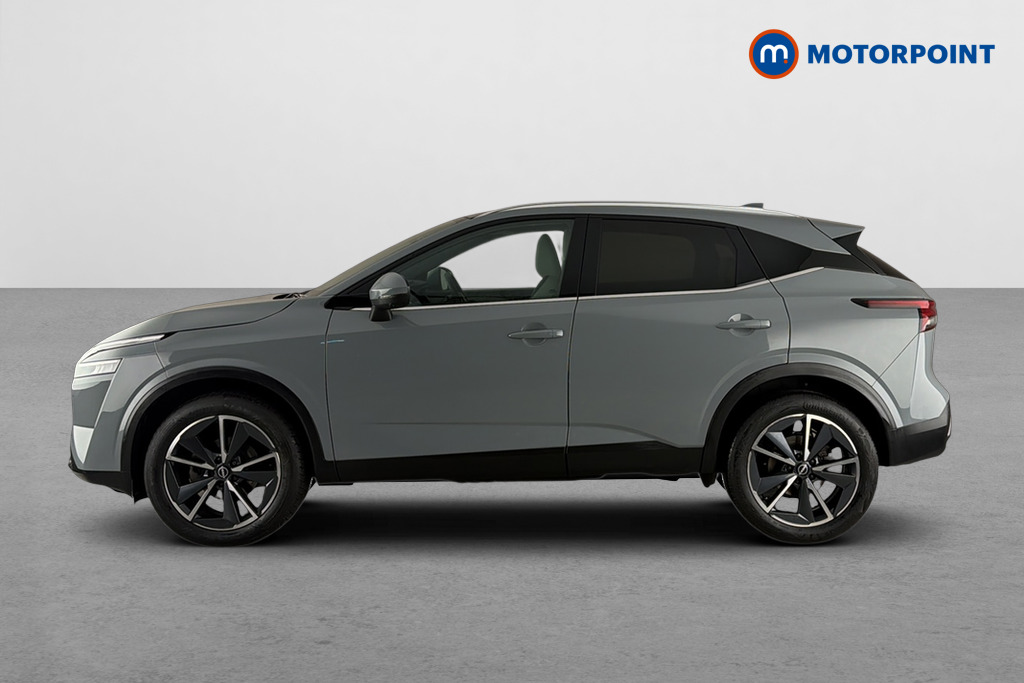 Nissan Qashqai Tekna Automatic Petrol SUV - Stock Number (1690252) - Drivers side