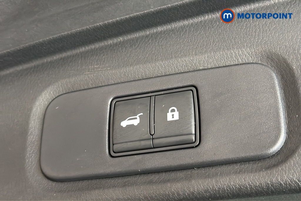 Nissan Qashqai Tekna Automatic Petrol SUV - Stock Number (1690252) - 35th supplementary image