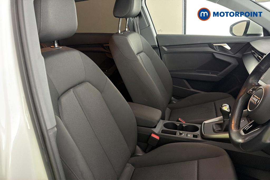 Audi A3 Technik Manual Petrol Hatchback - Stock Number (1690335) - 22nd supplementary image