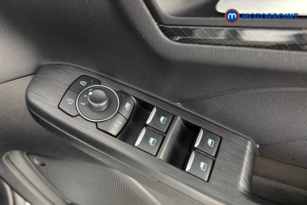 Ford Kuga St-Line Edition Manual Petrol SUV - Stock Number (1690424) - 19th supplementary image
