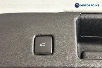 Ford Kuga St-Line Edition Manual Petrol SUV - Stock Number (1690424) - 35th supplementary image
