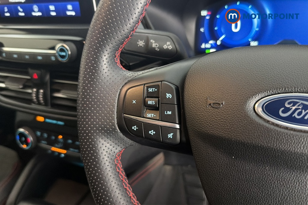 Ford Kuga St-Line Edition Manual Petrol SUV - Stock Number (1691022) - 4th supplementary image