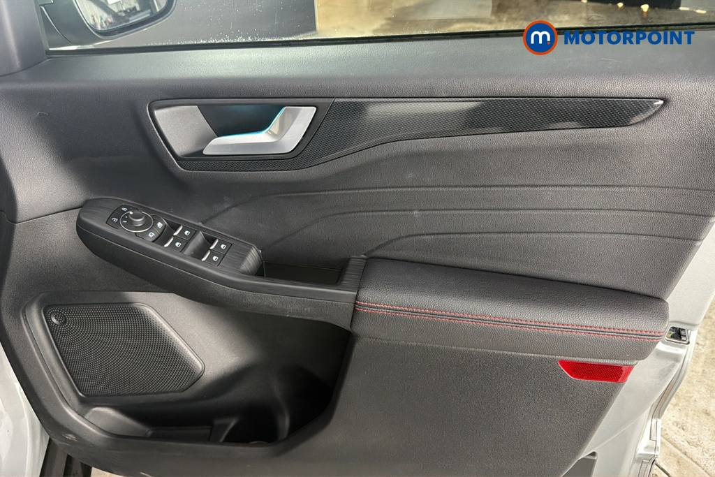 Ford Kuga St-Line Edition Manual Petrol SUV - Stock Number (1691022) - 18th supplementary image