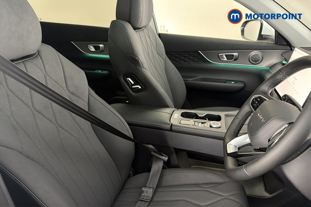 Chery Tiggo 8 Summit Automatic Petrol Plug-In Hybrid SUV - Stock Number (1691780) - 22nd supplementary image
