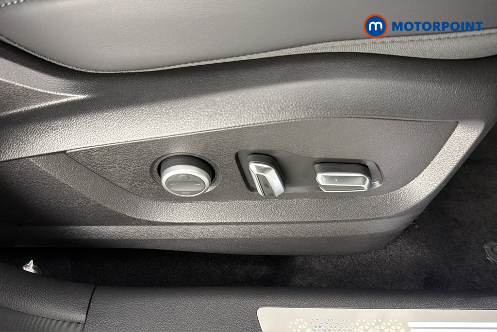 Chery Tiggo 8 Summit Automatic Petrol Plug-In Hybrid SUV - Stock Number (1691780) - 23rd supplementary image
