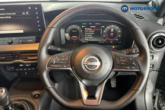 Nissan Juke N-Connecta Manual Petrol SUV - Stock Number (1692627) - 2nd supplementary image