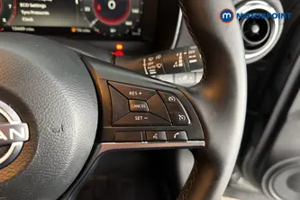 Nissan Juke N-Connecta Manual Petrol SUV - Stock Number (1692627) - 3rd supplementary image