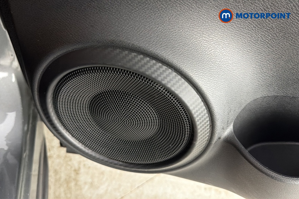 Nissan Juke N-Connecta Manual Petrol SUV - Stock Number (1692627) - 21st supplementary image