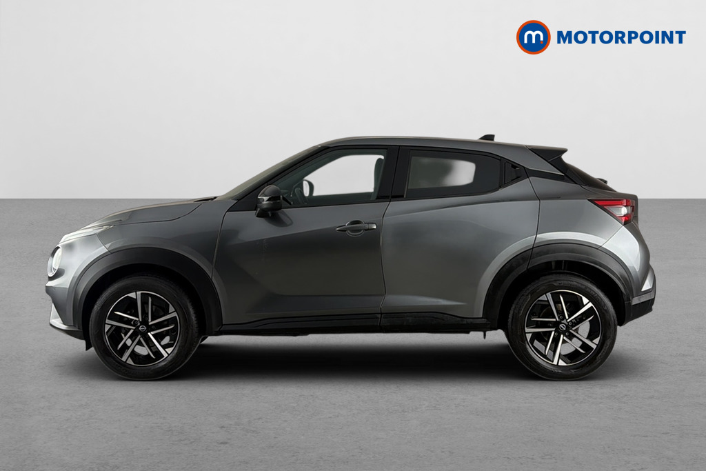 Nissan Juke N-Connecta Manual Petrol SUV - Stock Number (1692627) - Drivers side