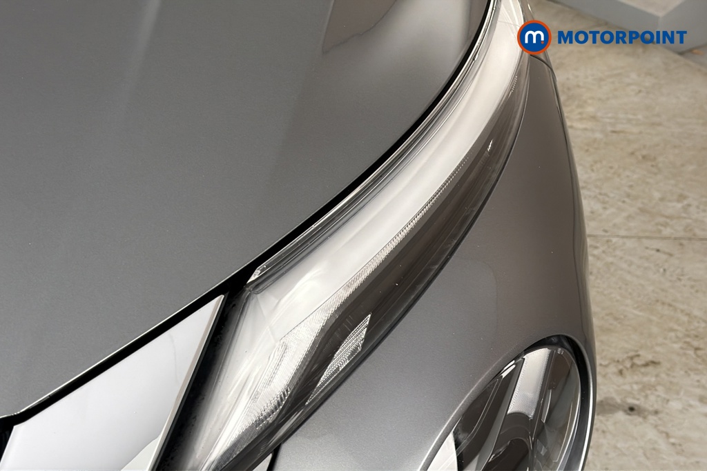 Nissan Juke N-Connecta Manual Petrol SUV - Stock Number (1692627) - 42nd supplementary image