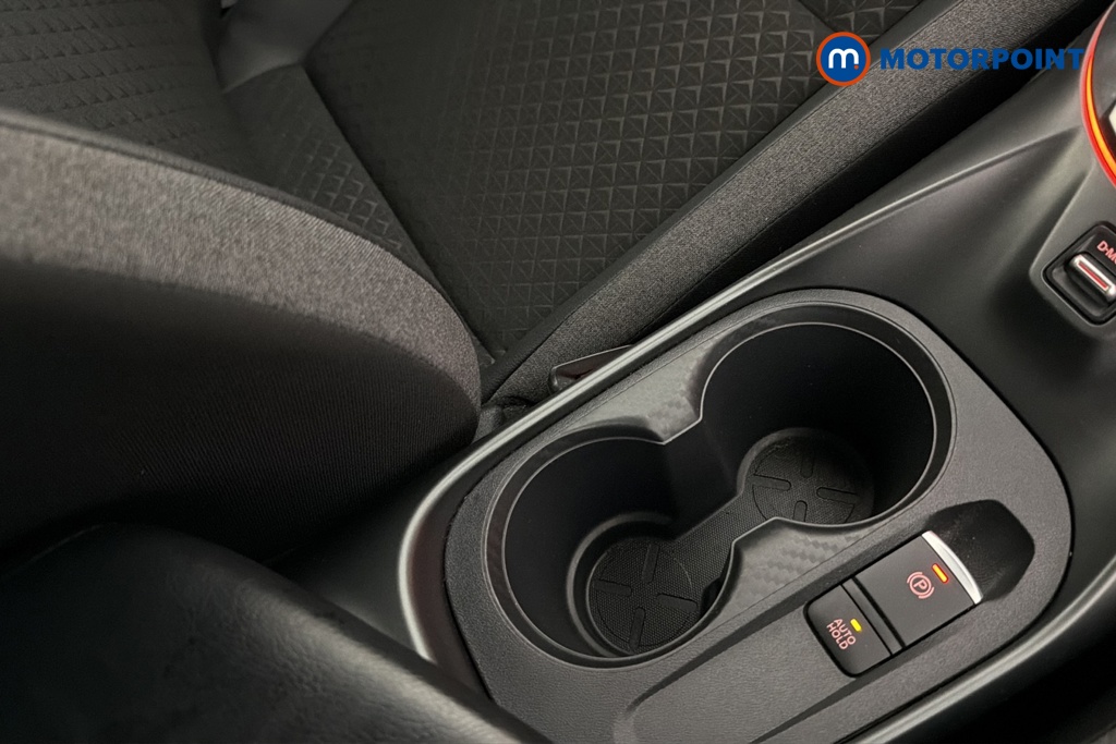 Nissan Juke N-Connecta Manual Petrol SUV - Stock Number (1692750) - 16th supplementary image