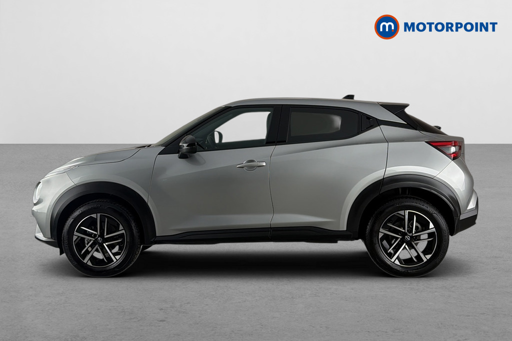 Nissan Juke N-Connecta Manual Petrol SUV - Stock Number (1692750) - Drivers side
