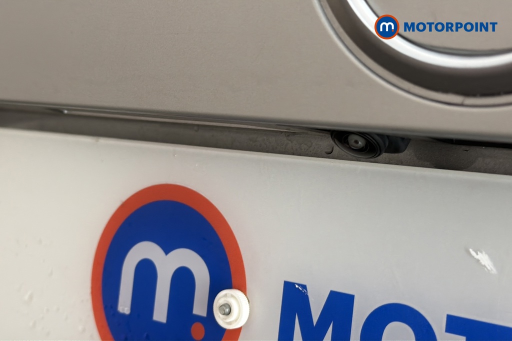 Nissan Juke N-Connecta Manual Petrol SUV - Stock Number (1692750) - 37th supplementary image