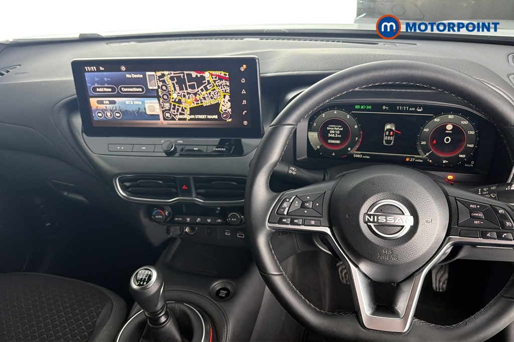 Nissan Juke N-Connecta Manual Petrol SUV - Stock Number (1692750) - 1st supplementary image