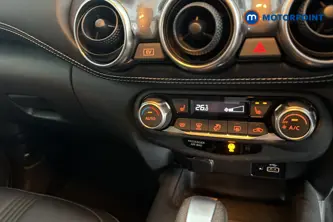 Nissan Juke Tekna Automatic Petrol-Electric Hybrid SUV - Stock Number (1692975) - 12th supplementary image
