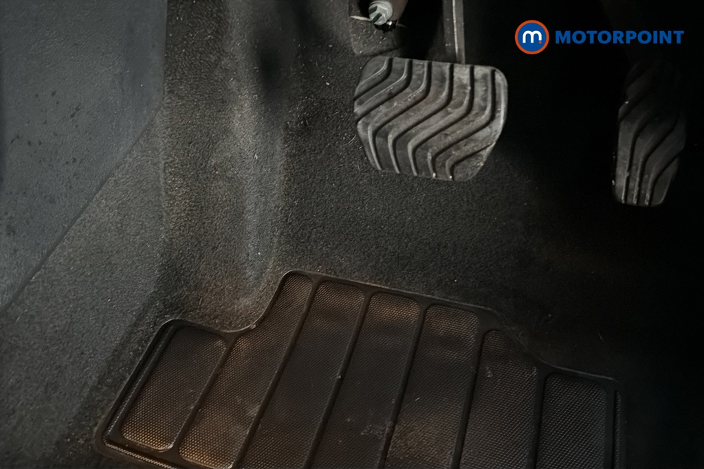 Nissan Juke Tekna Automatic Petrol-Electric Hybrid SUV - Stock Number (1692975) - 24th supplementary image