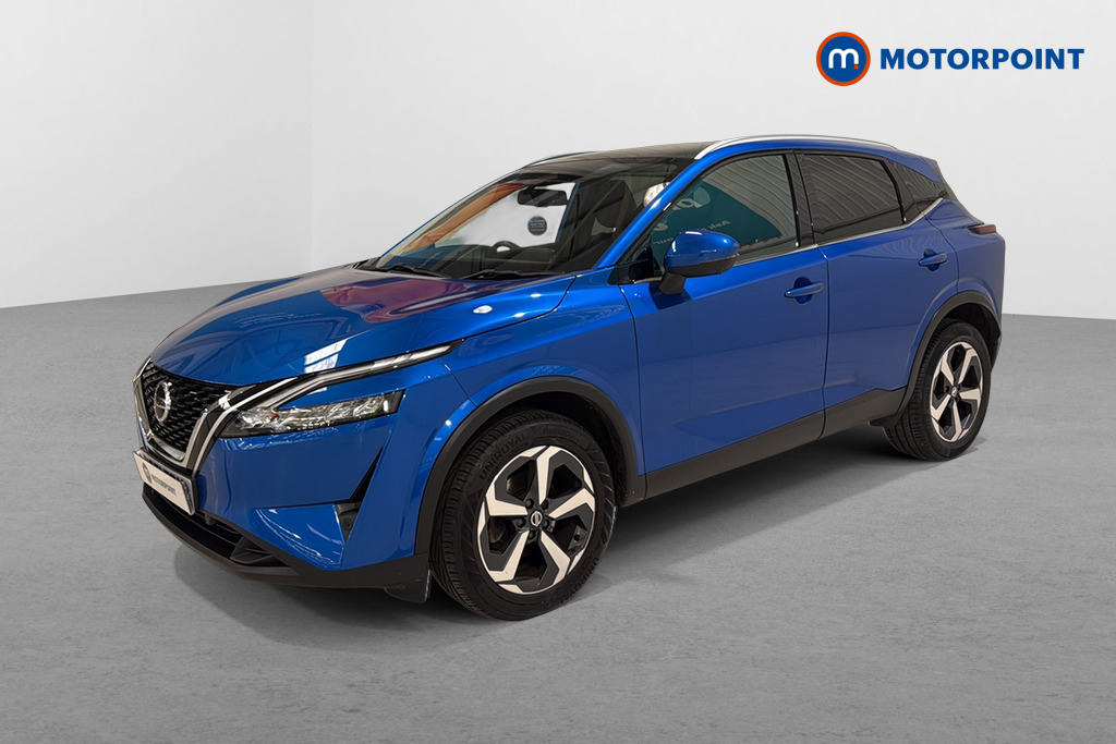 Nissan Qashqai N-Connecta Manual Petrol SUV - Stock Number (1689934) - Passenger side front corner