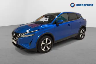 Nissan Qashqai N-Connecta Manual Petrol SUV - Stock Number (1689934) - Passenger side front corner