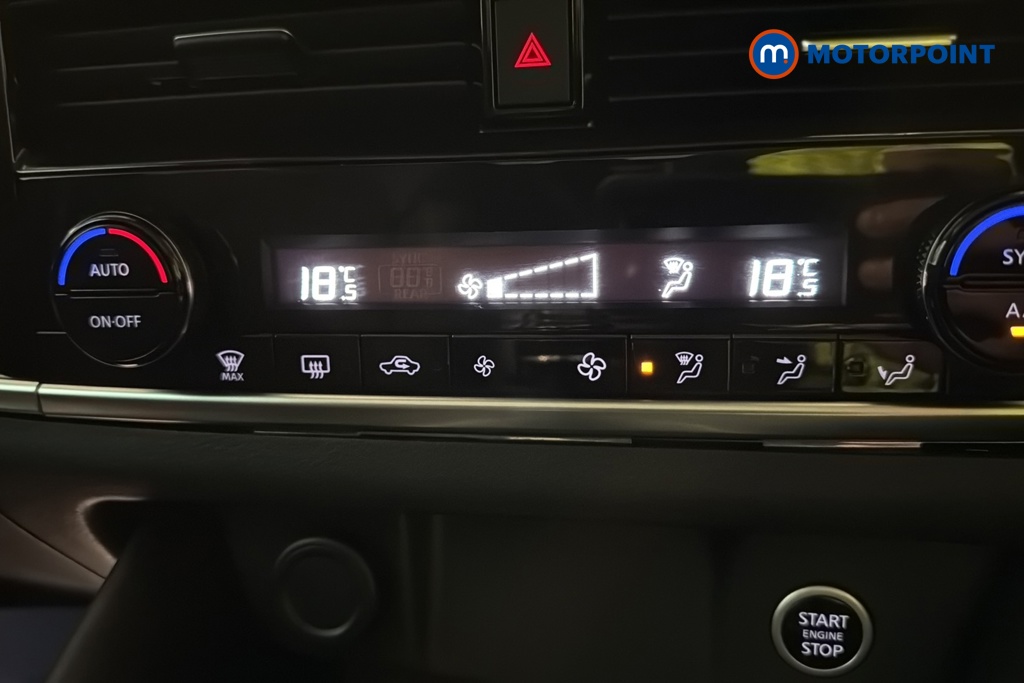 Nissan Qashqai N-Connecta Manual Petrol SUV - Stock Number (1689934) - 12th supplementary image