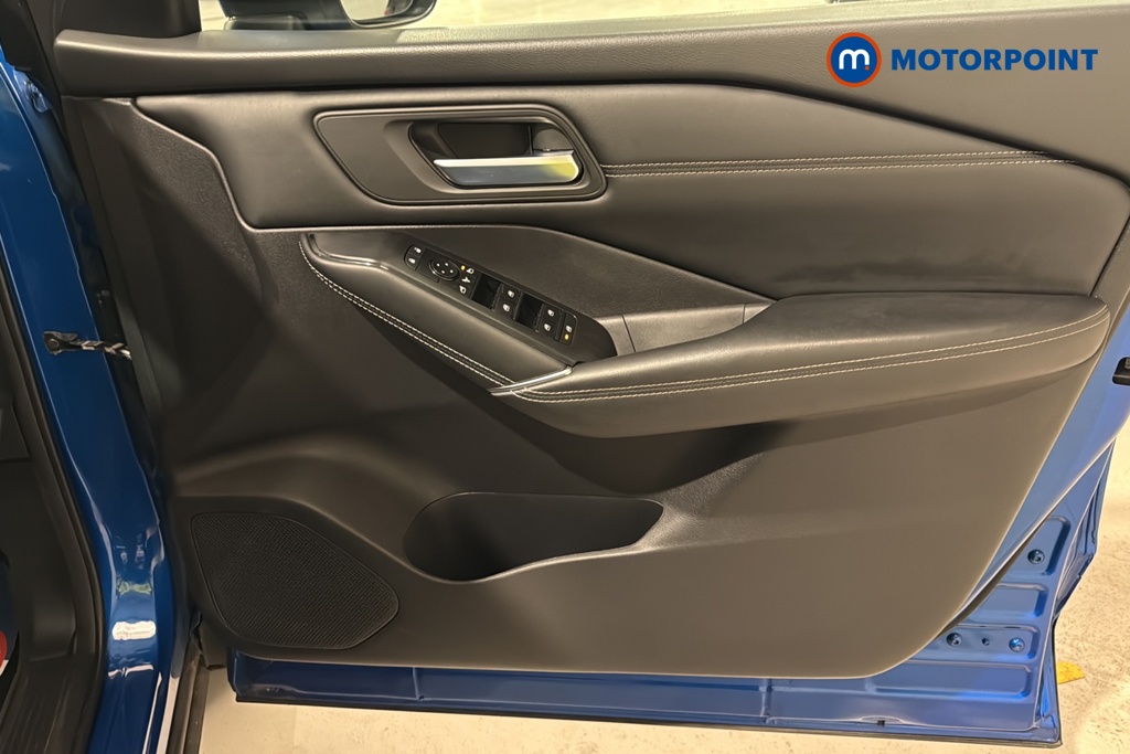 Nissan Qashqai N-Connecta Manual Petrol SUV - Stock Number (1689934) - 18th supplementary image