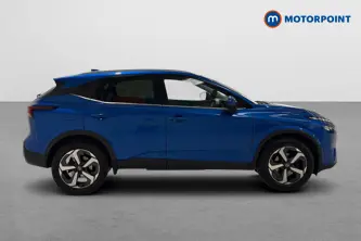 Nissan Qashqai N-Connecta Manual Petrol SUV - Stock Number (1689934) - Passenger side
