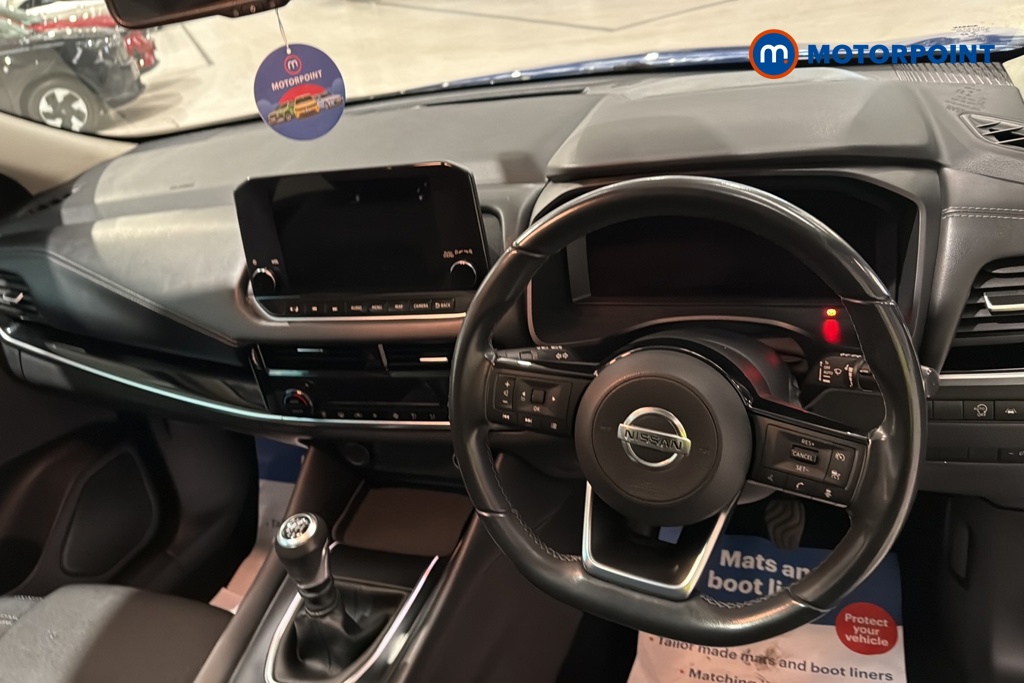 Nissan Qashqai N-Connecta Manual Petrol SUV - Stock Number (1689934) - 1st supplementary image