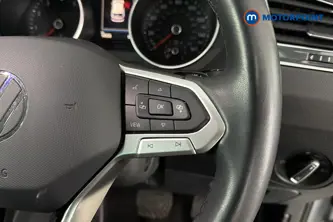 Volkswagen Tiguan Life Automatic Petrol SUV - Stock Number (1690203) - 3rd supplementary image