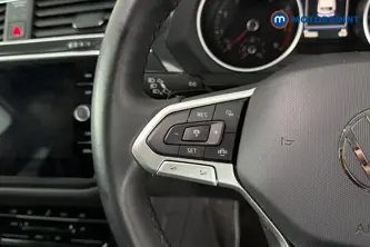 Volkswagen Tiguan Life Automatic Petrol SUV - Stock Number (1690203) - 4th supplementary image