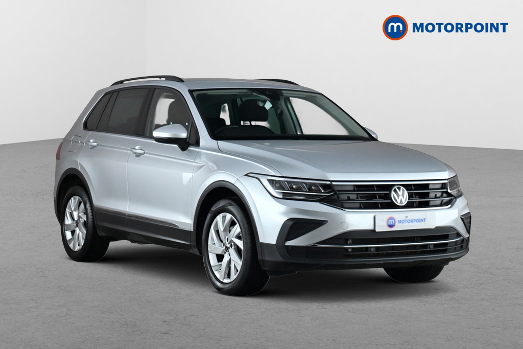 Volkswagen Tiguan Life Automatic Petrol SUV - Stock Number (1690203) - Drivers side front corner