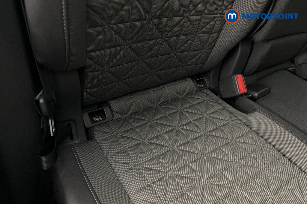 Volkswagen Tiguan Life Automatic Petrol SUV - Stock Number (1690203) - 27th supplementary image