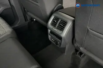 Volkswagen Tiguan Life Automatic Petrol SUV - Stock Number (1690203) - 28th supplementary image