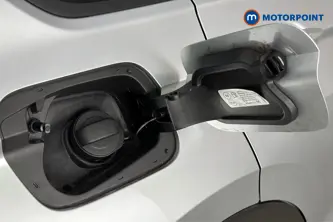 Volkswagen Tiguan Life Automatic Petrol SUV - Stock Number (1690203) - 41st supplementary image