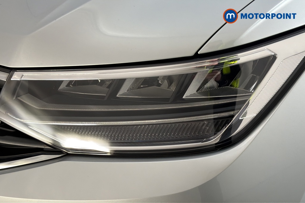 Volkswagen Tiguan Life Automatic Petrol SUV - Stock Number (1690203) - 42nd supplementary image