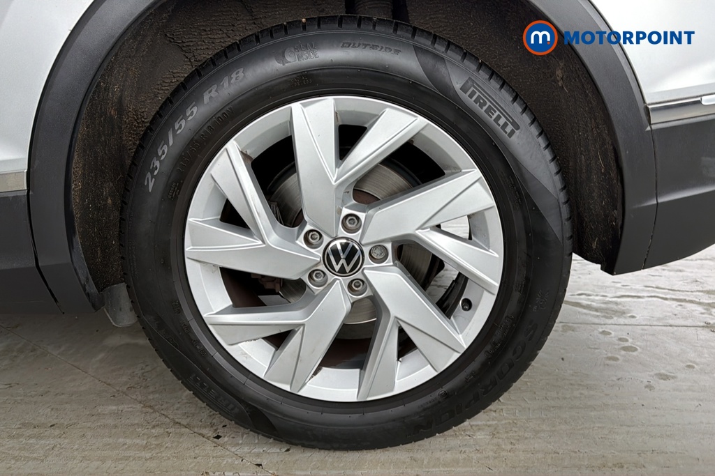 Volkswagen Tiguan Life Automatic Petrol SUV - Stock Number (1690203) - 45th supplementary image