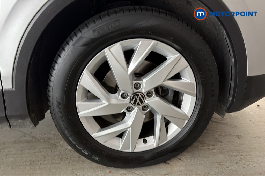 Volkswagen Tiguan Life Automatic Petrol SUV - Stock Number (1690203) - 47th supplementary image