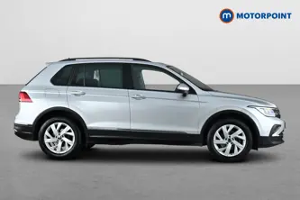 Volkswagen Tiguan Life Automatic Petrol SUV - Stock Number (1690203) - Passenger side