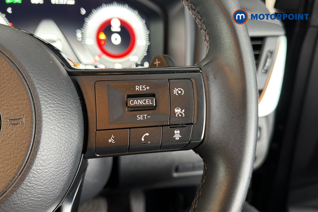 Nissan Qashqai N-Connecta Automatic Petrol SUV - Stock Number (1690219) - 3rd supplementary image