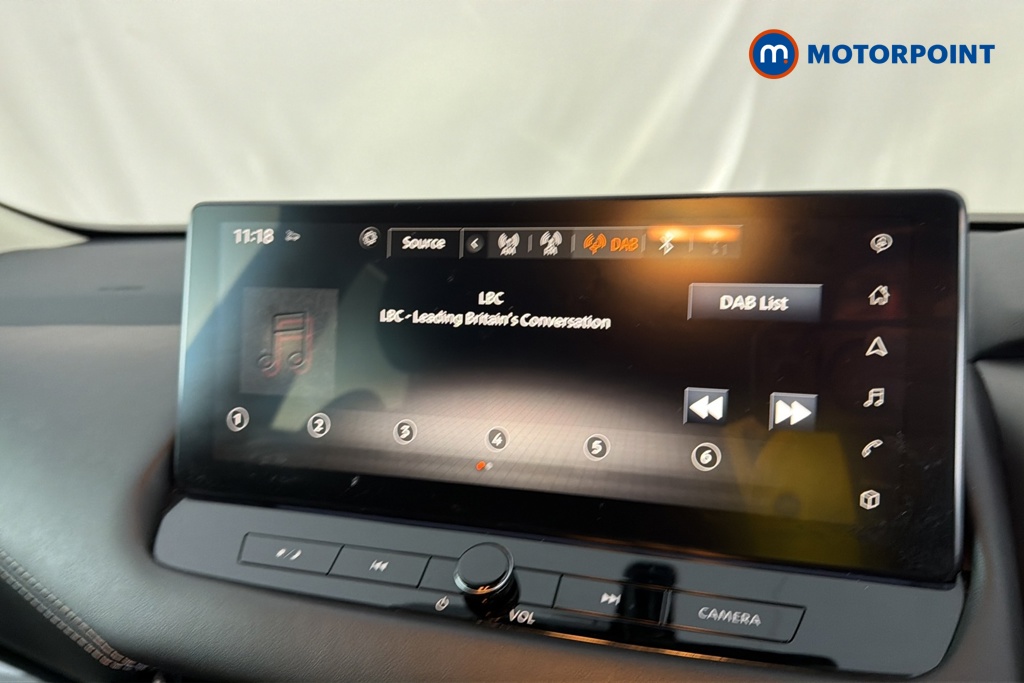 Nissan Qashqai N-Connecta Automatic Petrol SUV - Stock Number (1690219) - 8th supplementary image