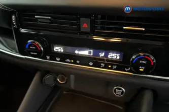 Nissan Qashqai N-Connecta Automatic Petrol SUV - Stock Number (1690219) - 12th supplementary image