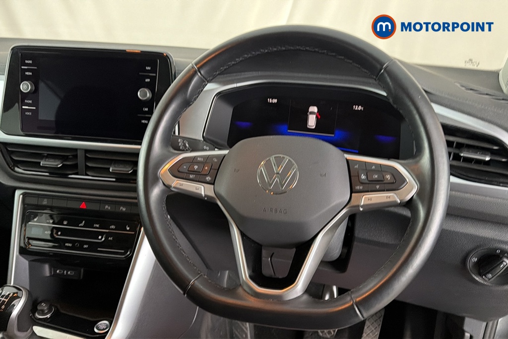 Volkswagen T-Roc Match Manual Petrol SUV - Stock Number (1691862) - 2nd supplementary image