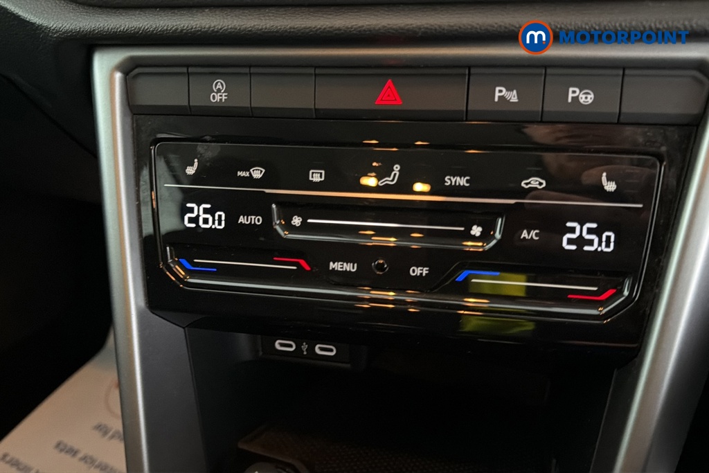 Volkswagen T-Roc Match Manual Petrol SUV - Stock Number (1691862) - 12th supplementary image