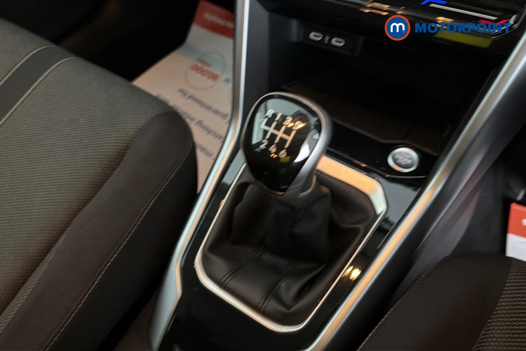 Volkswagen T-Roc Match Manual Petrol SUV - Stock Number (1691862) - 15th supplementary image