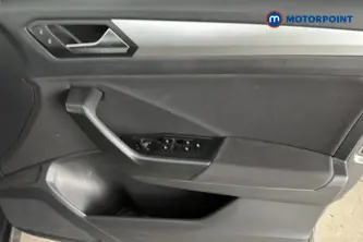 Volkswagen T-Roc Match Manual Petrol SUV - Stock Number (1691862) - 18th supplementary image