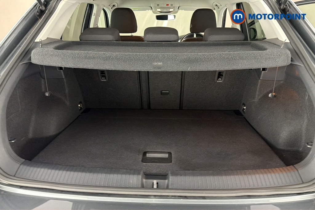 Volkswagen T-Roc Match Manual Petrol SUV - Stock Number (1691862) - 33rd supplementary image