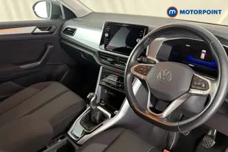 Volkswagen T-Roc Match Manual Petrol SUV - Stock Number (1691862) - 1st supplementary image