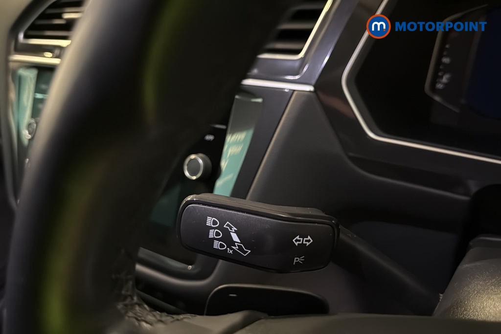 Volkswagen Tiguan Allspace Life Automatic Petrol SUV - Stock Number (1691868) - 5th supplementary image