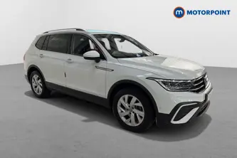 Volkswagen Tiguan Allspace Life Automatic Petrol SUV - Stock Number (1691868) - Drivers side front corner