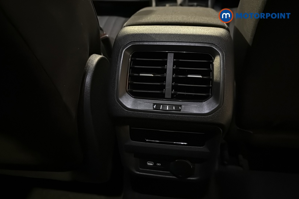 Volkswagen Tiguan Allspace Life Automatic Petrol SUV - Stock Number (1691868) - 28th supplementary image