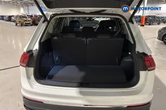 Volkswagen Tiguan Allspace Life Automatic Petrol SUV - Stock Number (1691868) - 30th supplementary image