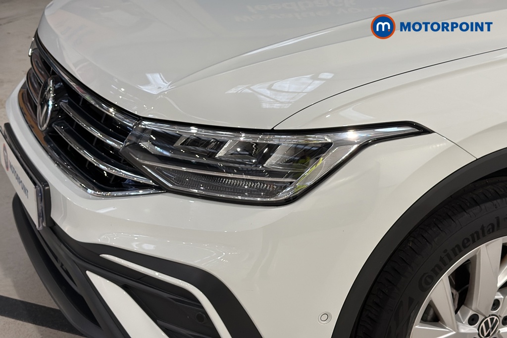 Volkswagen Tiguan Allspace Life Automatic Petrol SUV - Stock Number (1691868) - 42nd supplementary image